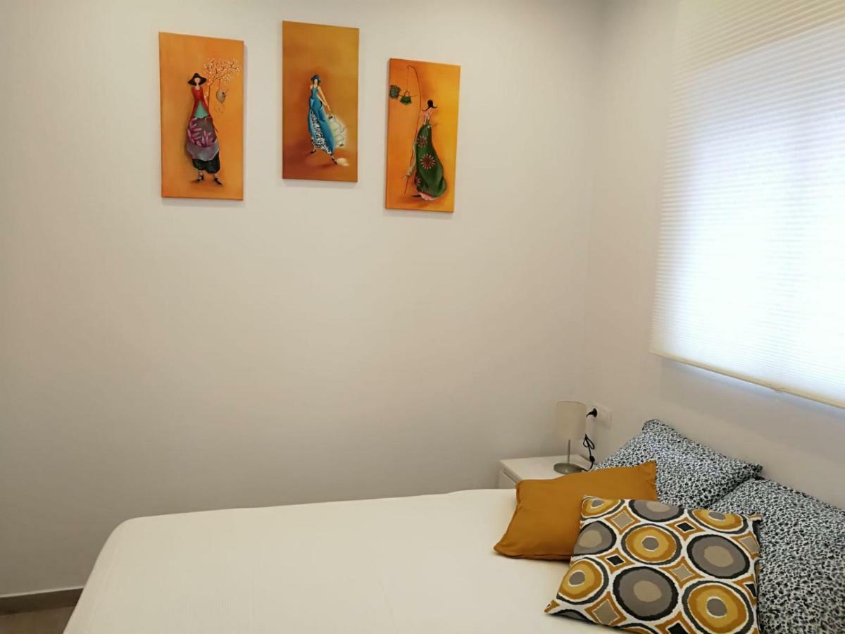 Apartamentos Playa Benitez セウタ エクステリア 写真