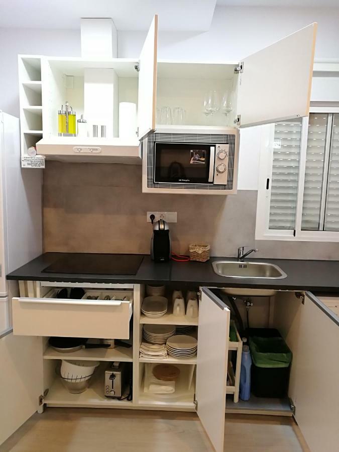 Apartamentos Playa Benitez セウタ エクステリア 写真