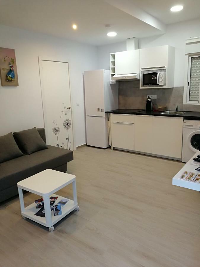 Apartamentos Playa Benitez セウタ エクステリア 写真